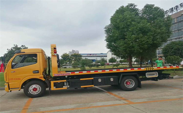 哈尔滨定远24小时拖车救援电话号码，定远道路救援公司怎么收费的